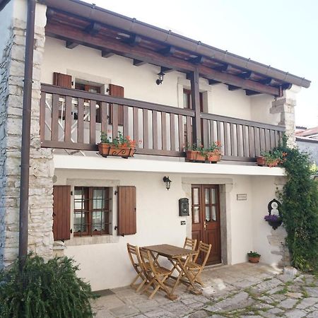 Casa Vacanze Alenka Borgo Grotta Gigante Екстер'єр фото