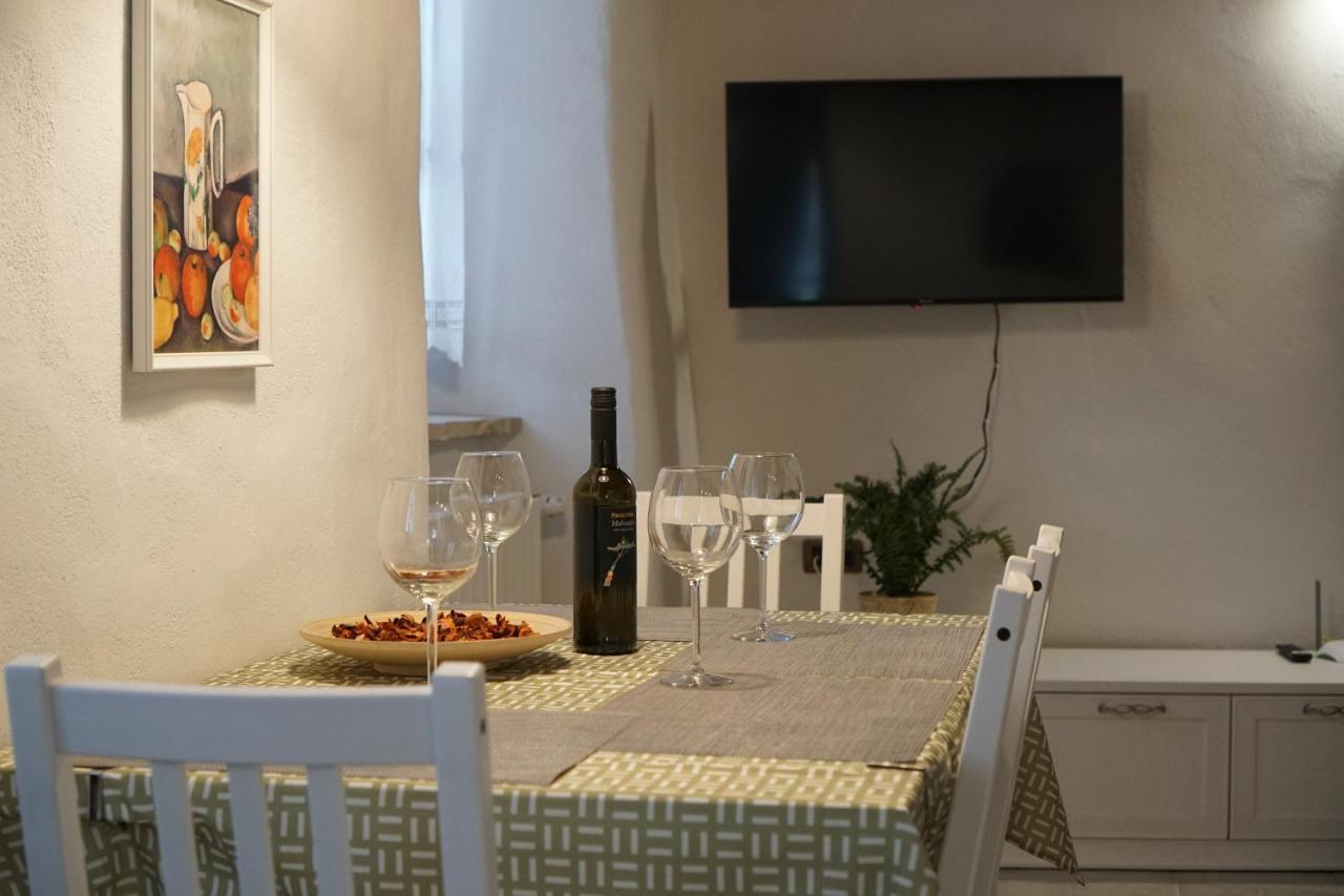 Casa Vacanze Alenka Borgo Grotta Gigante Екстер'єр фото